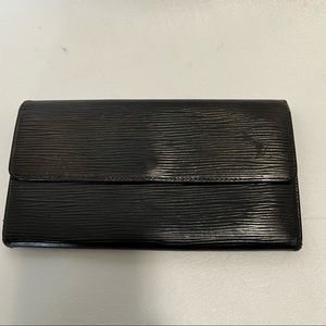 Louis Vuitton Junk Wallet